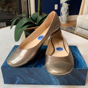 Nine West Lucille leather flats size 6.5